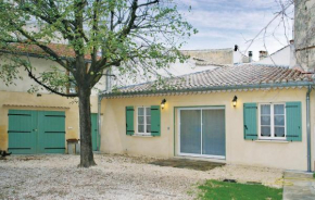 2 Bedroom Gorgeous Home In Suze La Rousse
